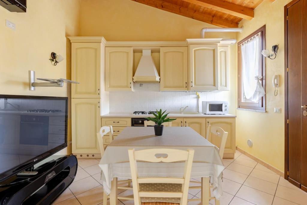 Elegance Apartment Ancient Rovere Sirmione Exteriér fotografie